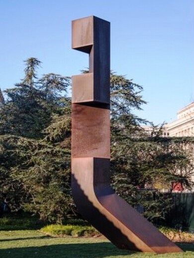 15.dc sculpture